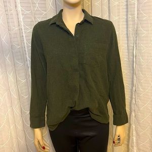Madewell- forest green half button up long sleeve shirt